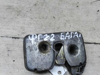 zamok-kryski-bagaznika-volkswagen-golf-2-art-58491