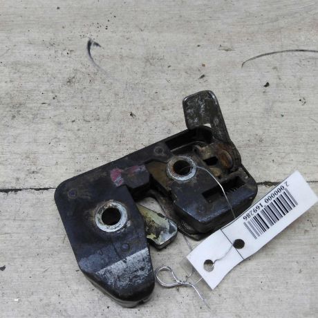 zamok-kryski-bagaznika-volkswagen-golf-2-art-58491-big-1