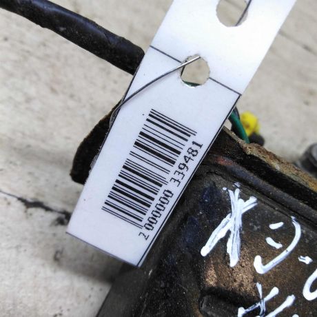 zamok-bagaznika-hyundai-elantra-iii-xd-xetcbek-art-58920-big-3