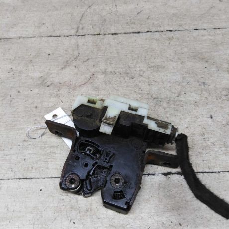 zamok-kryski-bagaznika-renault-megane-2-rest-defekt-korpusa-art-59793-big-2