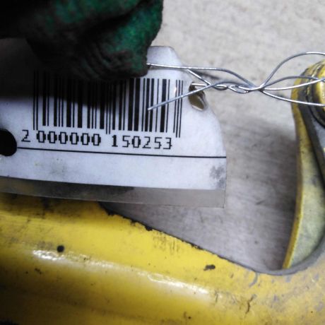 petlia-kapota-levaia-renault-kangoo-i-do-rest-art-59940-big-1