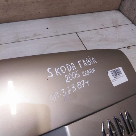 kryska-bagaznika-skoda-fabia-i-rest-sedan-defekt-art-60052-big-5