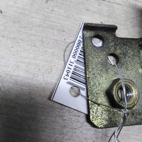 zamok-kapota-ford-fusion-i-do-rest-art-60141-big-3