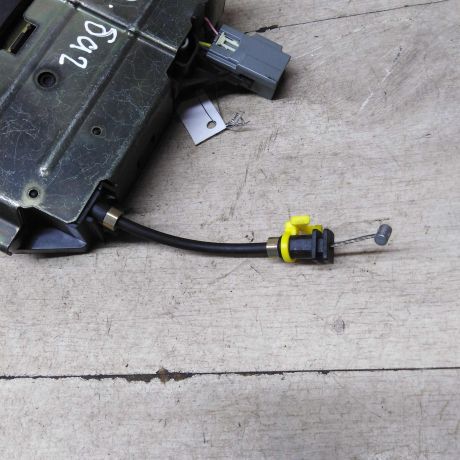 zamok-kryski-bagaznika-volvo-xc90-art-60650-big-2