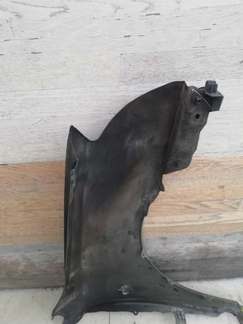 krylo-levoe-toyota-avensis-t25-gor-do-rest-art-61542-big-2