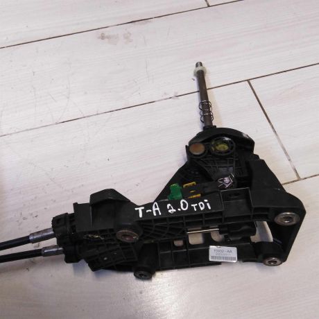 kulisa-mkpp-toyota-avensis-t250-20-tdi-art-61735-big-1