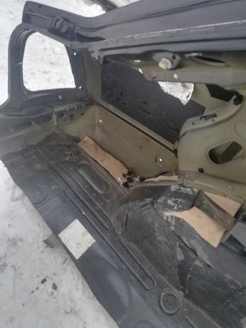 krylo-zadnee-levoe-skoda-octavia-tour-defekt-art-62046-big-2
