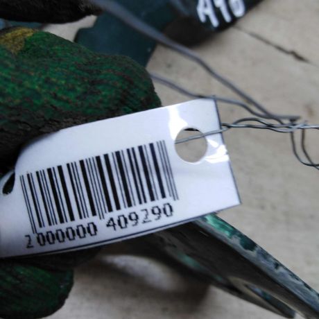 petlia-bagaznika-zadniaia-levaia-sedan-audi-a4-b5-art-62528-big-2