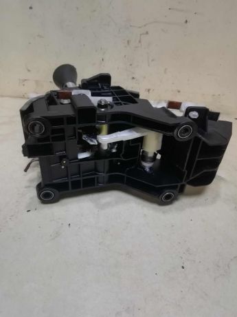 kulisa-akpp-selektor-toyota-avensis-t250-gor-art-62571-big-4