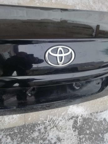 kryska-bagaznika-sedan-toyota-avensis-t250-gor-art-62590-big-1