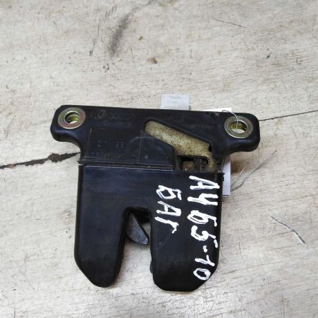 zamok-bagaznika-sedan-audi-a4-b5-art-62763-big-0