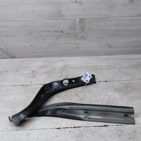 petlia-kapota-levaia-peugeot-407-art-62833-big-3