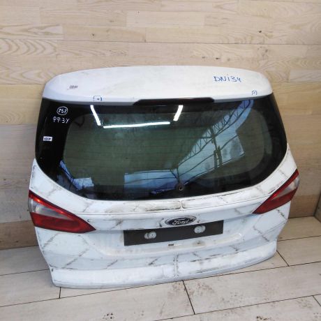 pd-kryska-bagaznika-universal-ford-focus-3-art-63224-big-0