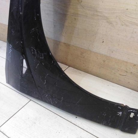 krylo-pravoe-ford-focus-1-defekt-art-63467-big-3