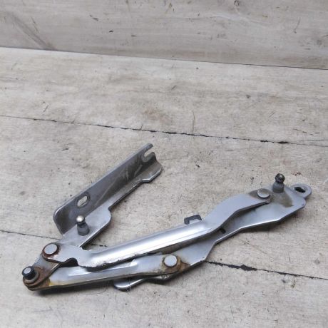 petlia-kryski-bagaznika-zadniaia-pravaia-sedan-lifan-breez-art-63629-big-1