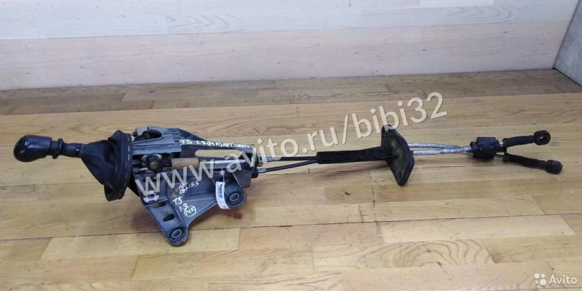 kulisa-perekliuceniia-volkswagen-transporter-t5-art-63680-big-0