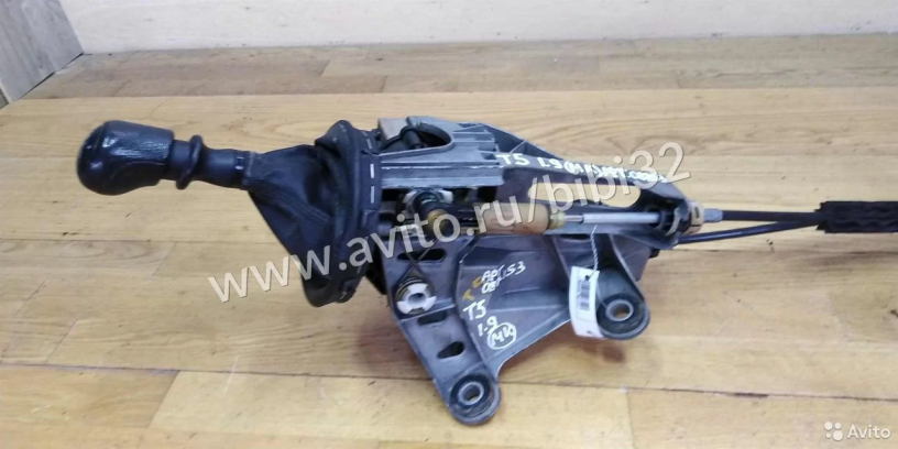 kulisa-perekliuceniia-volkswagen-transporter-t5-art-63680-big-1