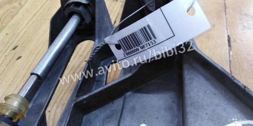 kulisa-perekliuceniia-volkswagen-transporter-t5-art-63680-big-4