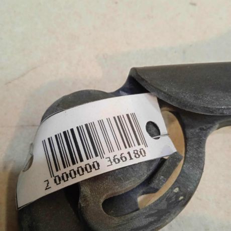 petlia-kapota-levaia-skoda-superb-art-64292-big-1