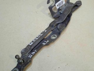 petlia-levaia-kryski-bagaznika-skoda-superb-art-64393