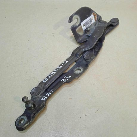 petlia-levaia-kryski-bagaznika-skoda-superb-art-64393-big-0