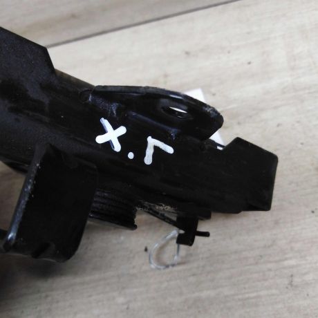 zamok-kapota-hyundai-getz-art-64607-big-2