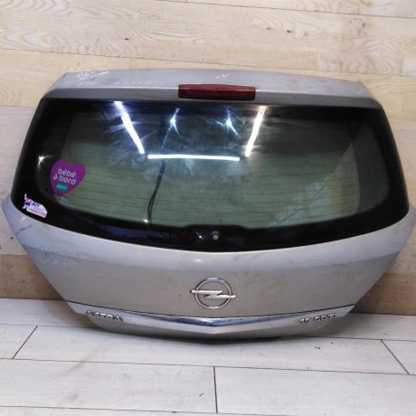 kryska-bagaznika-opel-astra-h-xetcbek-art-64778-big-0
