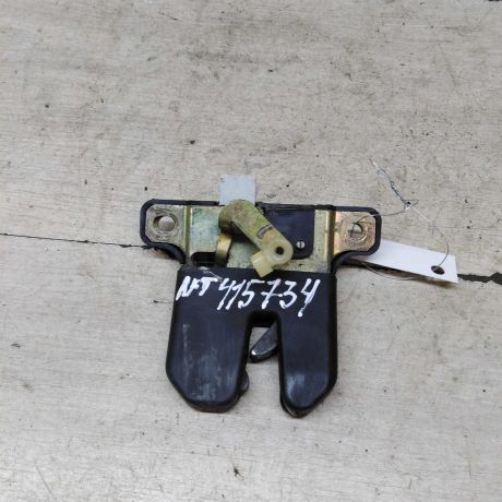 zamok-bagaznika-sedan-audi-a6-c5-art-64974-big-0