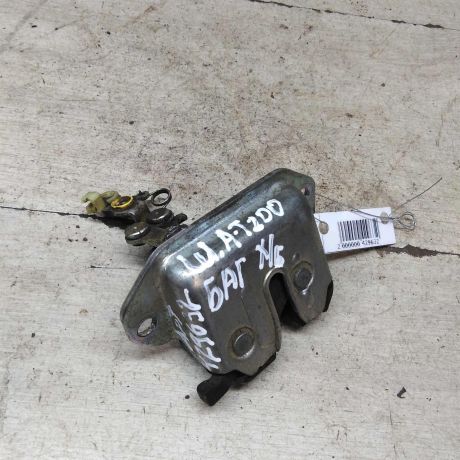 zamok-bagaznika-chevrolet-aveo-t200-xetcbek-art-66085-big-0
