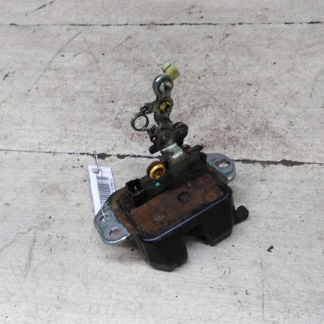 zamok-bagaznika-chevrolet-aveo-t200-xetcbek-art-66085-big-2