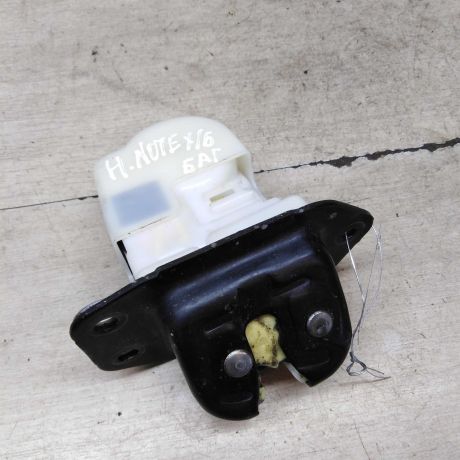 zamok-kryski-bagaznika-nissan-note-art-66316-big-0