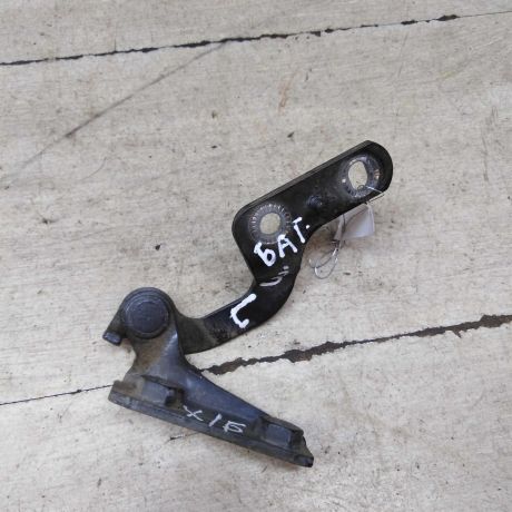 petlia-kryski-bagaznika-levaia-chery-amulet-art-70071-big-2