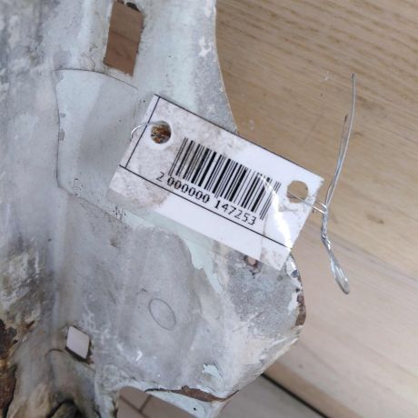 krylo-perednee-pravoe-volkswagen-passat-b5-defekt-sledy-remonta-art-71178-big-8