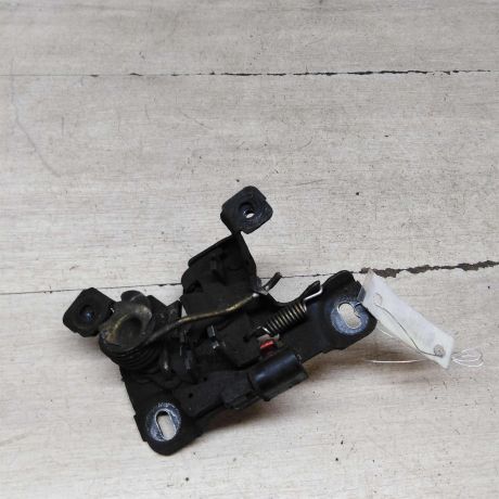 zamok-kapota-audi-a6-c5-art-71209-big-3