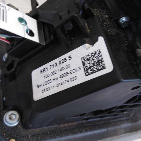 kulisa-akpp-volkswagen-polo-v-sedan-art-71265-big-2