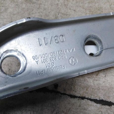 petlia-kapota-levaia-volkswagen-polo-v-sedan-art-71281-big-1