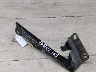 petlia-kapota-pravaia-nissan-primera-p11-art-71322