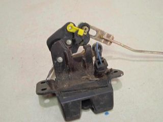 zamok-kryski-bagaznika-hyundai-getz-art-71941