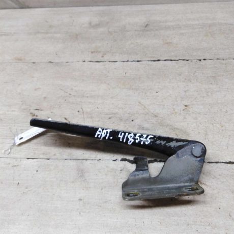 petlia-kapota-levaia-nissan-primera-p11-art-72030-big-1