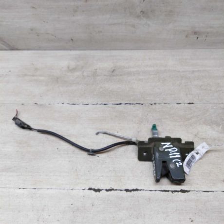 zamok-kryski-bagaznika-nissan-primera-p11-art-72041-big-0