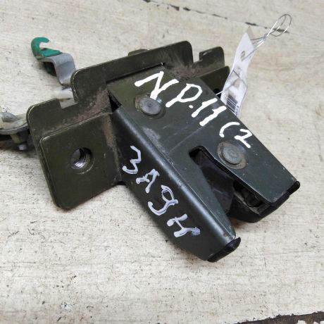 zamok-kryski-bagaznika-nissan-primera-p11-art-72041-big-2