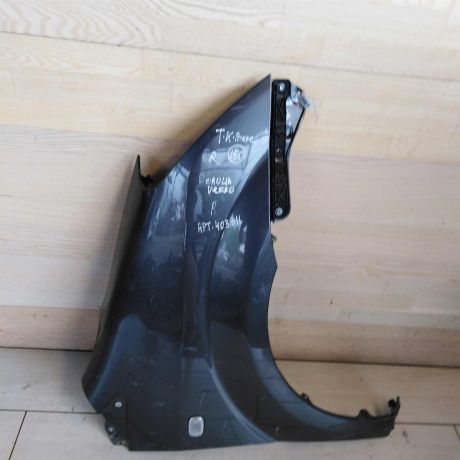 krylo-perednee-pravoe-toyota-corolla-verso-art-73173-big-0