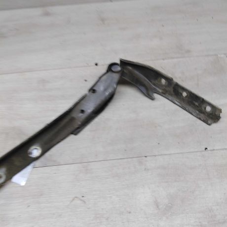 petlia-kapota-levaia-opel-vectra-a-art-73549-big-0