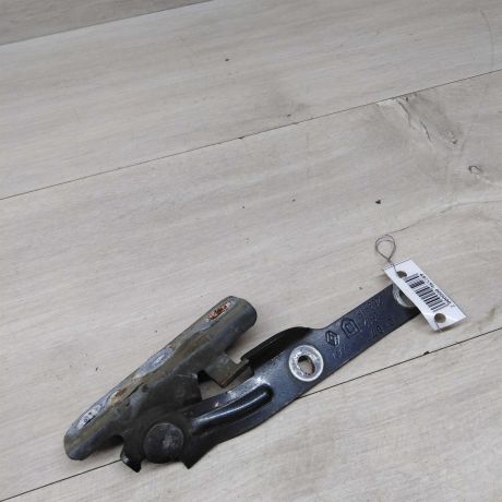 petlia-kapota-levaia-renault-logan-1-art-73558-big-0