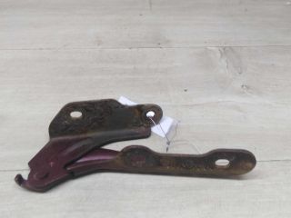 petlia-kapota-pravaia-chevrolet-lanos-i-zaz-sens-art-73676