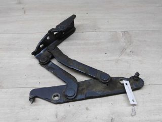 petlia-pravaia-kryski-bagaznika-nissan-primera-p12-art-73710