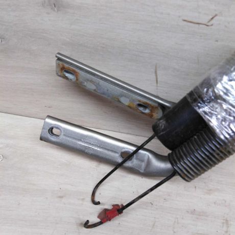 petlia-bagaznika-sedan-opel-vectra-b-art-74133-big-2