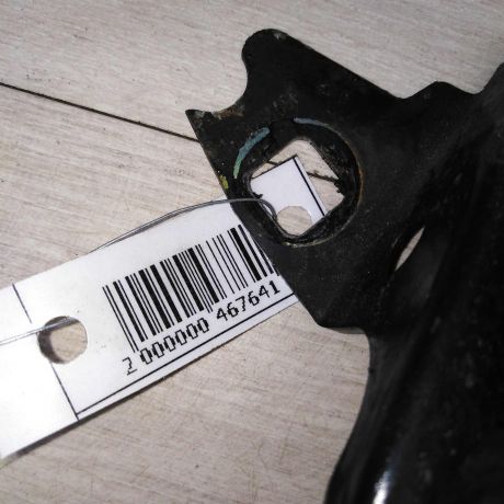 zamok-kapota-skoda-octavia-tour-art-74351-big-2