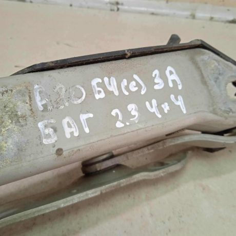 petlia-kryski-bagaznika-pravaia-sedan-audi-80-b4-art-75044-big-2