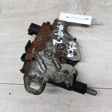 zamok-kapota-ford-focus-2-art-75318-big-0